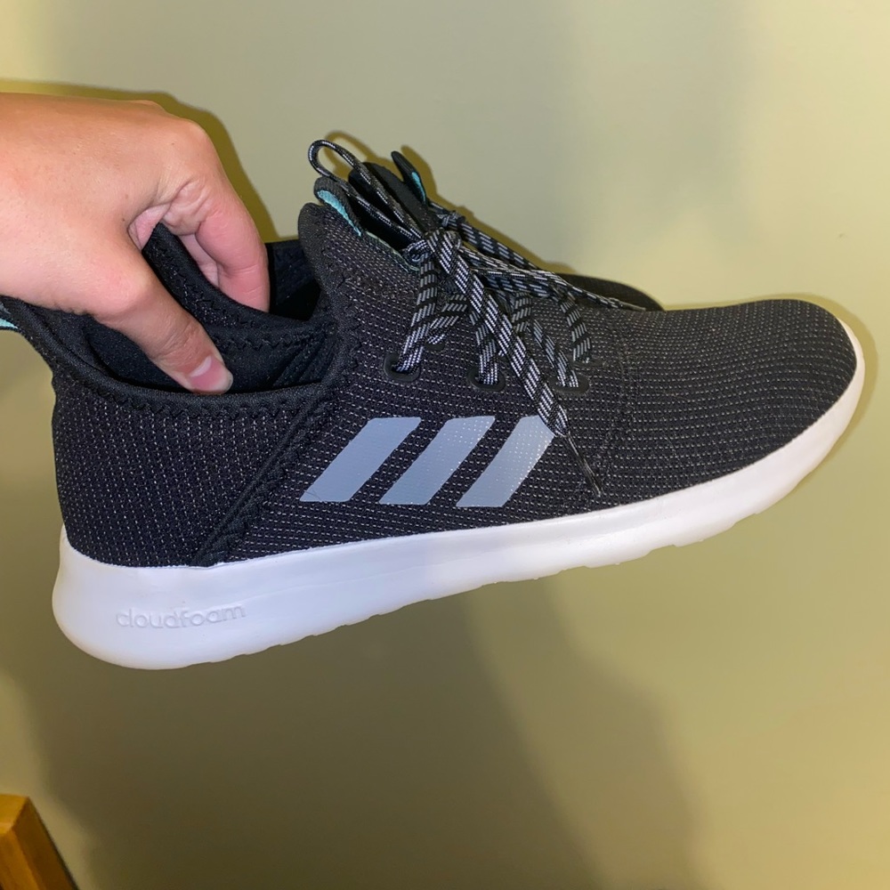 Adidas cloud foam shoes